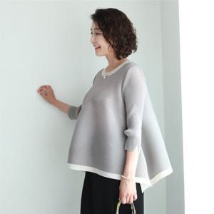 [쉬즈마담]T57142 크림배색 A핏 플리츠 블라우스 40대 엄마옷