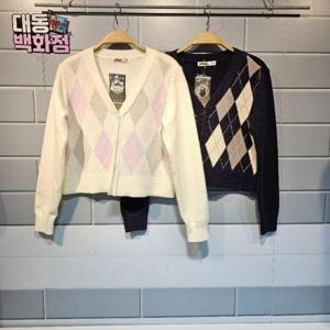 유솔대동백화점 DP01 크롭 아가일 가디건 ULCK24152