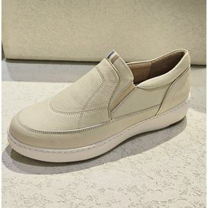 [금강 구두] LANSLH4216WG8 금강제화 랜드로바 여성 캐주얼 스티치 포인트 쿠션 슬립온(베이지) LANSLH4216WG8