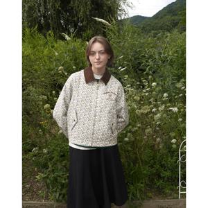 헤지스 여성 24FW 클리어런스옐로우 리버티 플라워 숏 워크 점퍼 HSJU4C703Y2