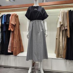 수스 HC04 티셔츠 배색 루즈핏 원피스 S252BOP554