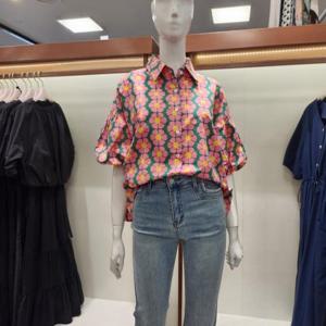 수스 HC04 꽃 퍼프소매 블라우스 S252BBL675