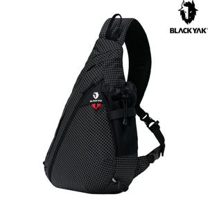 블랙야크 공용 롯지슬링백_XG 2BYABXU935