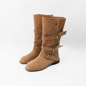 [신난다슈] 여성 미들 부츠 2cm 여자 통 넓은 하프 미디 부츠 스웨이드 통굽 SKE252895 베이지