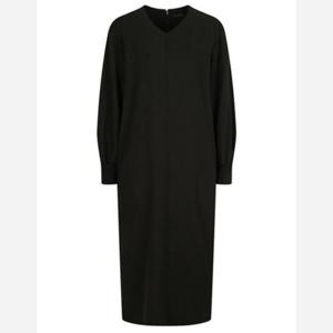 더아이잗 세이브존07 울 벌룬 원피스 IMBA0OP11