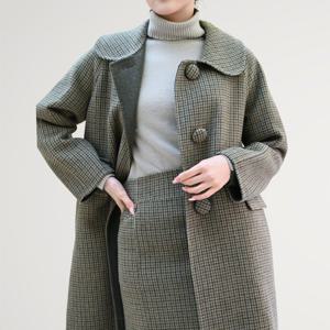 [비꼴리끄]울 체크 카라 자수 롱코트 B254WL3060