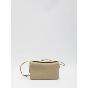 셀린느 트리오 플랩백 스무스 램스킨 10P862O86 BEIGE