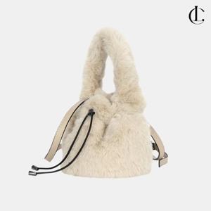 엘케이트 여성 겨울 캐주얼 미니 핸드백 퍼 가방 복조리 경량 토트백 투웨이 크로스백 LJNNB002