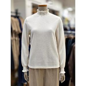 BCBG 세이브존02 프릴 하이넥 티셔츠 B5D9X405