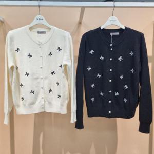 라티움 HC34 봄간절기 리본자수진주단추 슬림니트가디건 T2613cd23