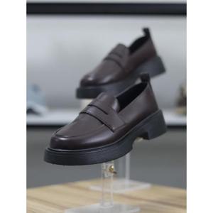 바이로쏘 세이브존06 라운드 토 베이직 청키 아웃솔 4cm 페니 로퍼 (BY)26W129J70