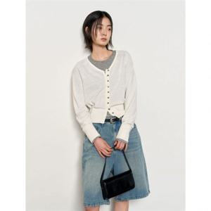 제너럴아이디어 시그니처 브이넥 가디건 [WHITE] WBE1L04508 383826