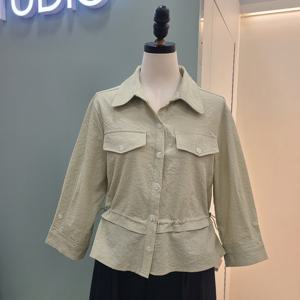 [수스]오픈셔츠넥  스트링블라우스 S262BBL403/라이트 그린,화이