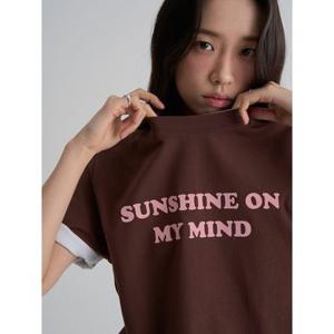 (356342CMAD) [에잇세컨즈] 레터링 반소매 티셔츠  브라운