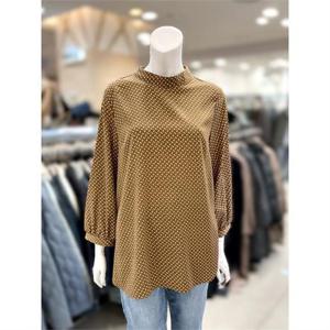 소고 하이넥 나염 블라우스 AF3BA191