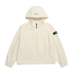 내셔널지오그래픽 N242WFT960 여성 데일리 경량 우븐 후드 세미 크롭 집업 CRYSTAL BEIGE