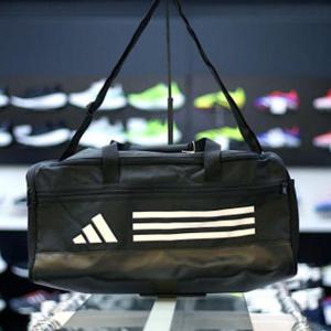 아디다스 세이브존03 [아디다스] 공용 에센셜 트레이닝 더플백 S 스포츠 가방 블랙 AGHT4749A