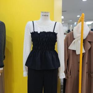 르피타 DP01 스퀘어 스모킹 블라우스 L251UBL254