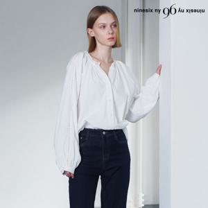 [나인식스뉴욕(영캐릭터)]벌룬핏 레이스 포인트 긴팔 블라우스 (NP3BA028L0)