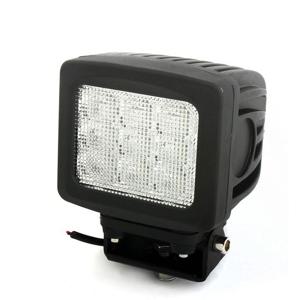 135와트 LED써치라이트 확산 SQ135W-F 사냥 어선 선박 차폭등 해루질 작업등 보조등 화물차 지게차 후진등