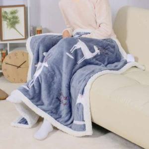 스윗홈 양털 극세사 이불담요 순록 사무실 교실