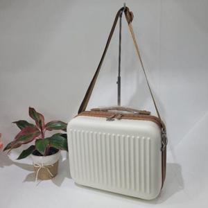 엘레강스 M백화점 심플한 디자인의 기내용 미니 레디백 12인치 BSFC05Z-H