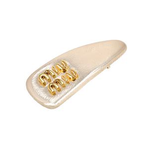 미우미우 5IF092 2CT4 F0846 로고 나파 가죽 헤어클립