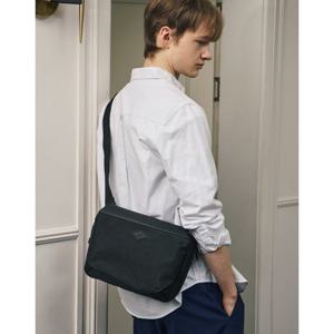 [닥스][여행][SAFE AWAY] 블랙 도난방지 기능 크로스백 DBBA5F852J