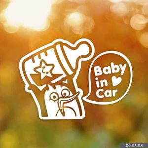 자동차스티커 baby in car 젖병든펭키 화이트시트지