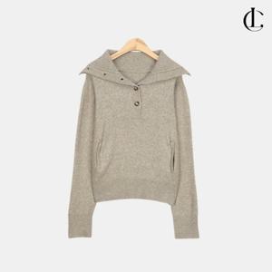 엘케이트 여성 겨울 코지 하프 버튼 오픈 포인트 빅 카라 하이넥 풀오버 포켓 니트 LMV004