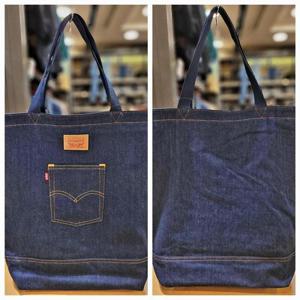 리바이스 백 포켓 데님 토트백  D5440-0002