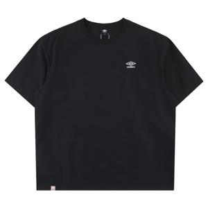 엄브로 클래식 반팔 피스테 UR121CWT32BLK