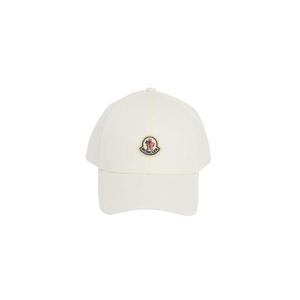 Moncler 로고 패치 베이스볼 캡 3B000484863 036 TP977195084