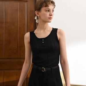 [백화점][피그먼트]버튼 펀칭 레이스 나시 KYVT250213