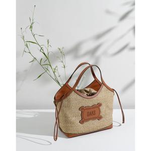 닥스 액세서리 25FW DAKS SUMMER RAFFIA 베이지 로고장식 라피아 토트백 DCBA5F141I2