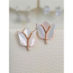 볼라레 세이브존03 볼라레 천연자개 왕튜울립 은침귀걸이 AGSSS1608AG