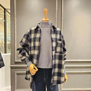 [아니베에프]A4CWBL520_체크 패턴 루즈핏 셔츠