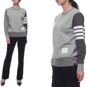 [톰브라운] 24FW 여성 펀믹스 맨투맨 (FJT062F 00535 982 24F)