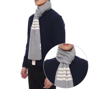 [톰브라운] 24FW 남성 사선 스트라이프 캐시미어 머플러 (MKS026A 00011 055 24F)