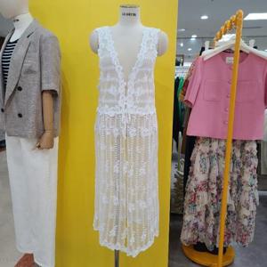 르피타 DP01 레이스민소매 롱 로브 L252UVT801