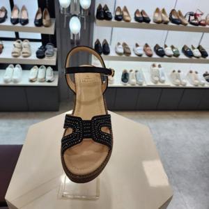 [엘칸토]엘칸토 HC10 여성케주얼웨지샌들검정6cm LCWW45U52619 (