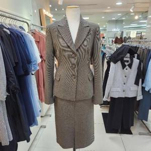 리안뉴욕 DP01 쓰리버튼 슬림 자켓 RRIWJK020