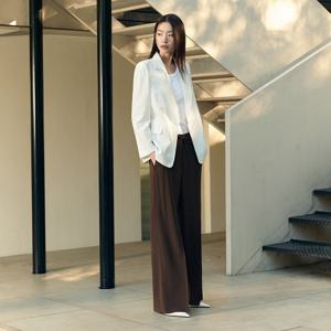 [TAG 256000원][케이엘바이린] 루빈티 밴딩 슬랙스 KWSLOF0100