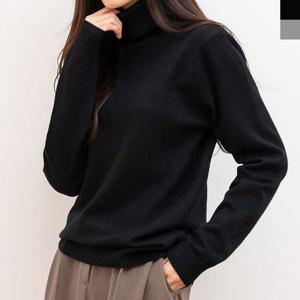 KAA 809 여자보들폴라니트티