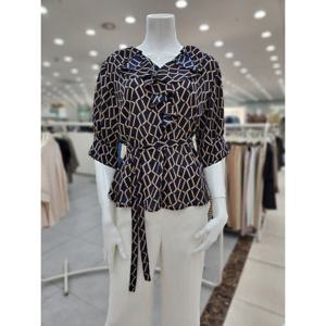 [더아이잗]러플넥 쉬폰 프린트 블라우스(55만) IM7A0BL43_DJ