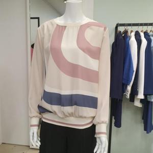 아니베에프 세이브존01 라운드 패턴블라우스 A43WBL500