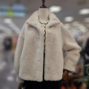 스테파니 HC07 노카라 퍼 자켓 A25JK5423