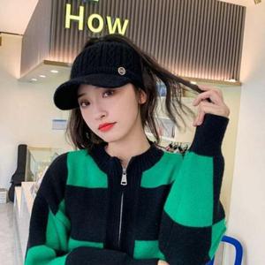 겨울 퍼 데일리 니트 귀달이모자 보온 방한모 골프캡