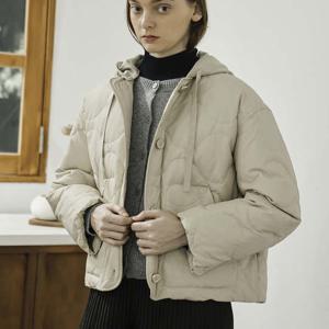 [요이츠](택가 398000원)[요이츠] 물결 패턴 퀼팅 패딩 후드 점퍼_YJ11WHWDJ30