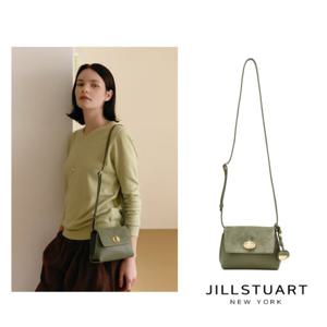 [질스튜어트] 가죽 이태리스웨이드콤비 오브 장식 크로스백 S 마차그린 JABA6E132E2